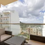 Stunning 2br W/hill View, Perfect For Relaxing By 360 Estates *