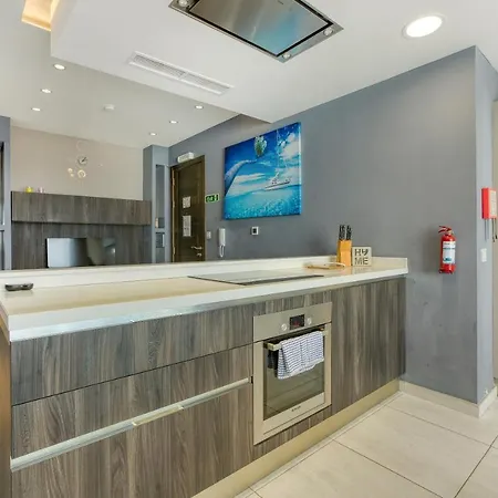 Stunning 2br W/hill View, Perfect For Relaxing By 360 Estates Appartement